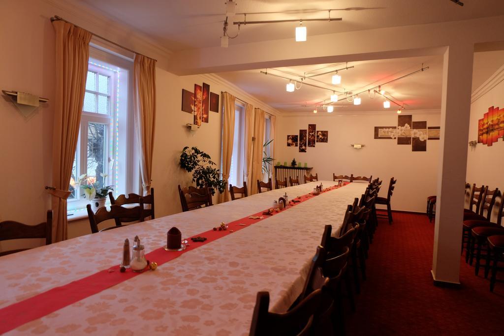 Hotel Zum Weissen Ross Winsen  Kültér fotó